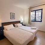 Canaima Daire Tías