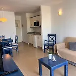 Canaima Daire Tías